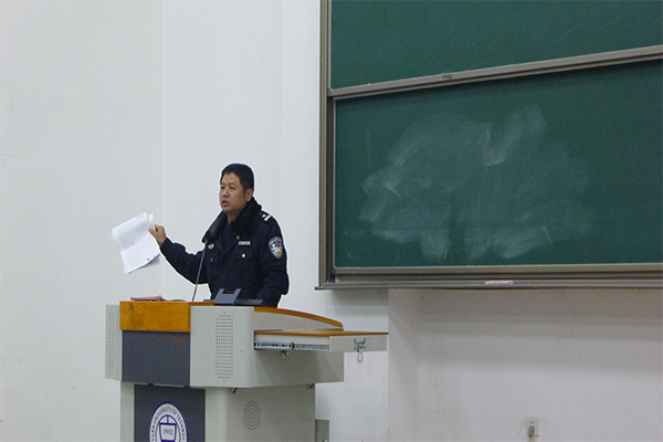 公司成功举办校园贷安全知识教育讲座